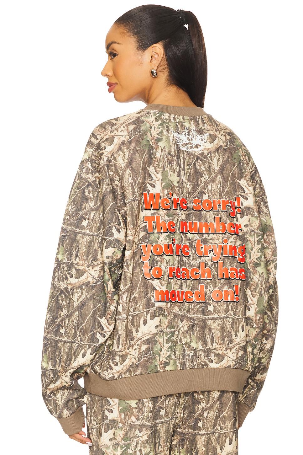 1-800- manhunt kara crewneck