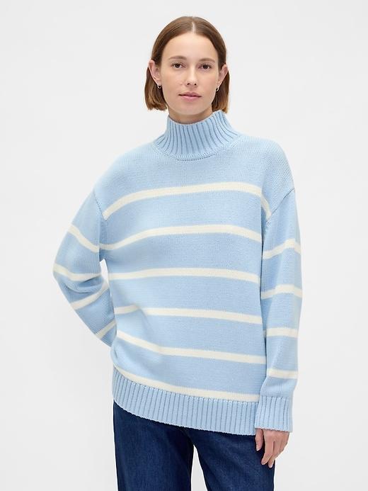 100% cotton oversized mockneck sweater