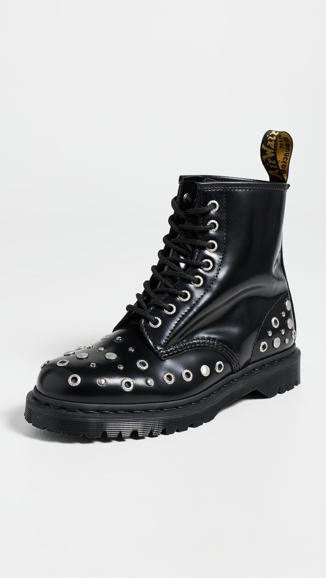 1460 8-eye hardware boots