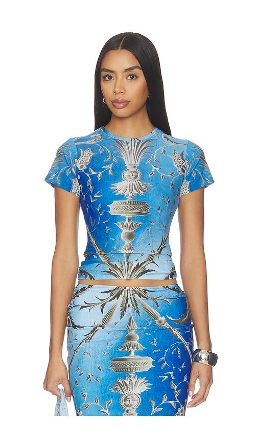 1xblue baroque t-shirt in blue.