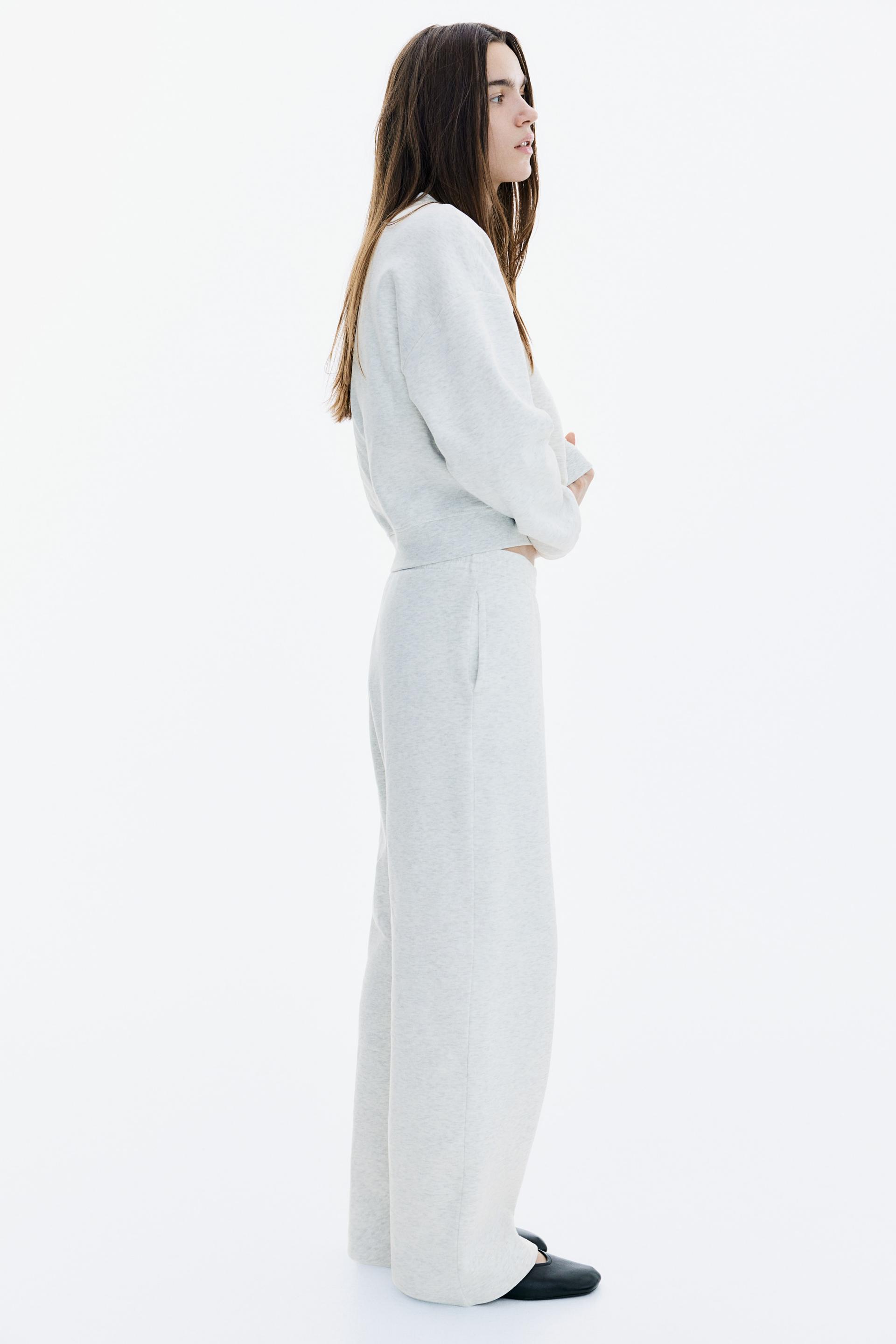 2-piece sweatsuit
