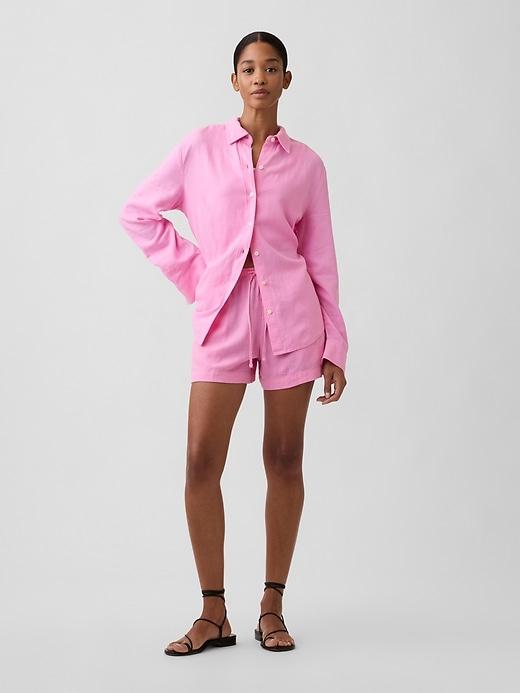 4" high rise pull-on linen-blend shorts