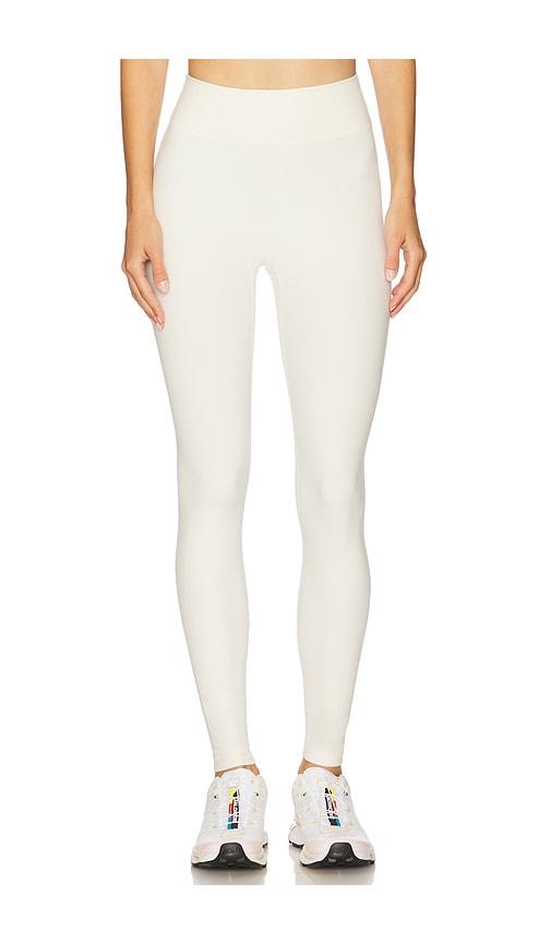 437 the essentials legging in cream.