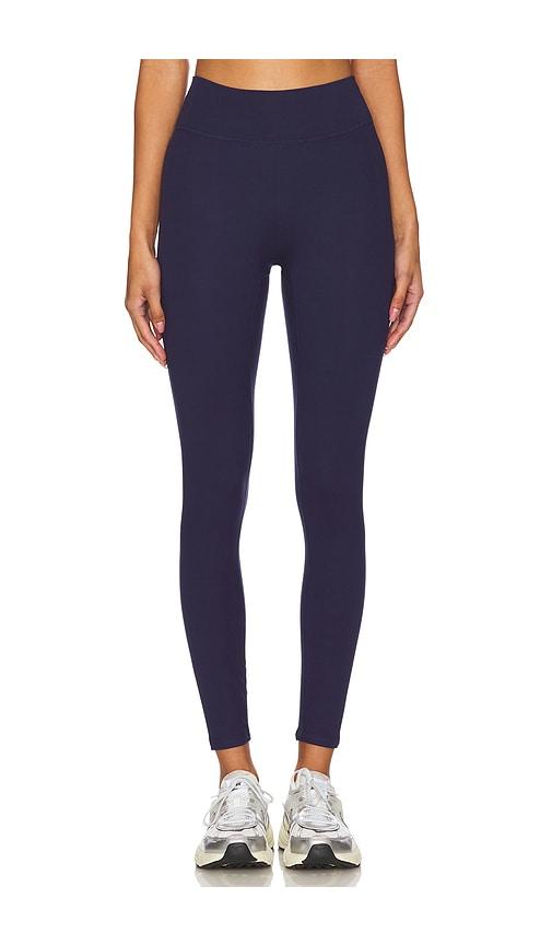 437 the essentials legging in navy.