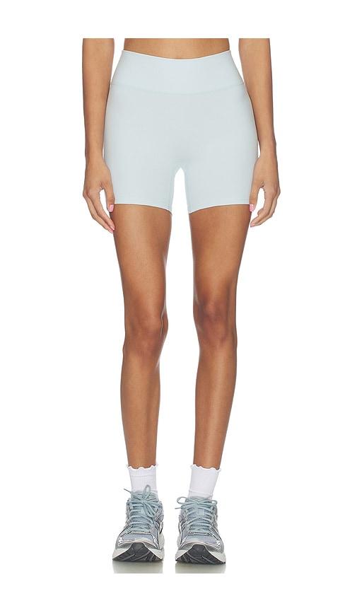 437 the essentials short in baby blue.