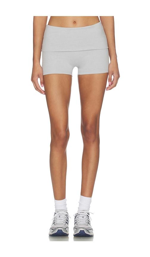 437 the practice short in grey.