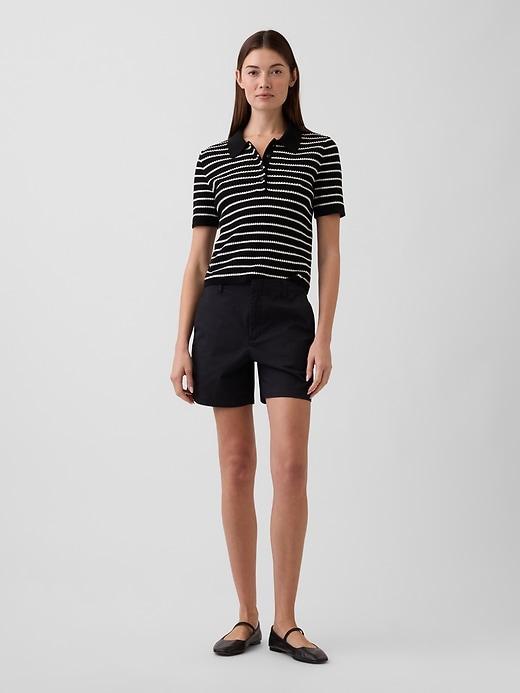 5" mid rise downtown khaki shorts