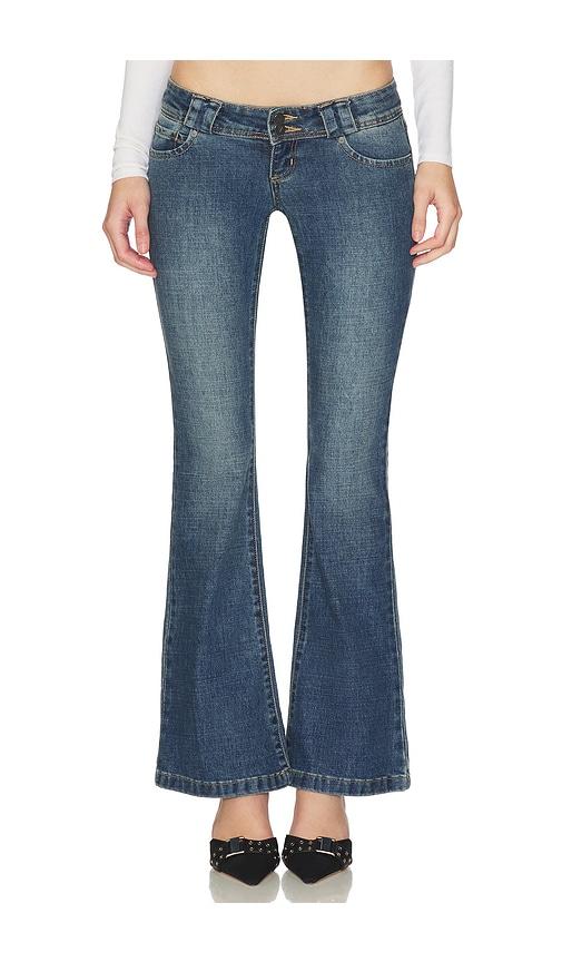abrand 00 kick bootcut jeans in blue.