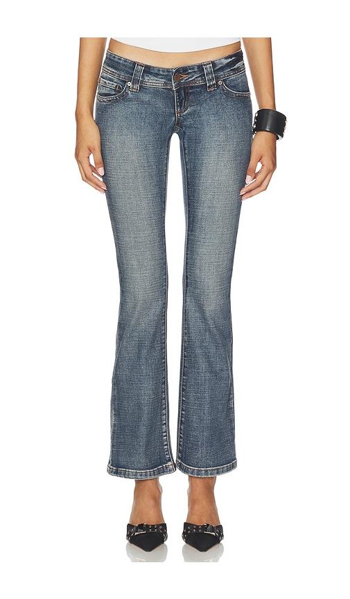 abrand 00 kick jeans in blue.