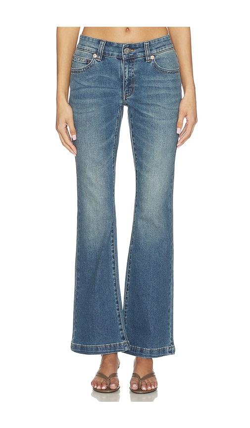 abrand 99 bootcut jeans in blue.