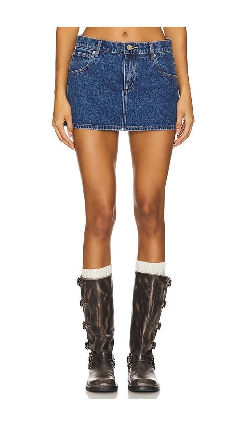 abrand 99 skirt in denim-dark.
