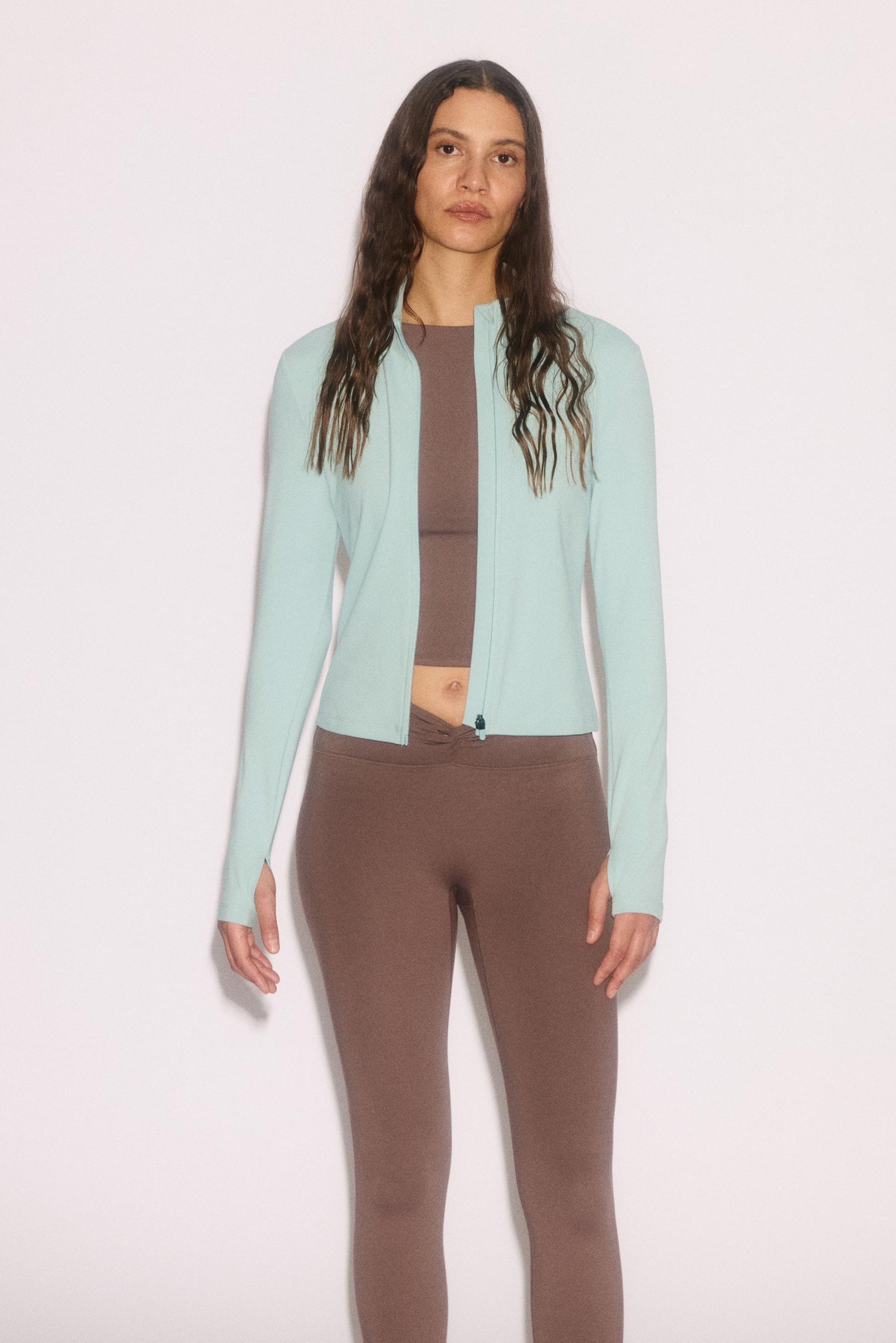 activewear jacket with softmove™