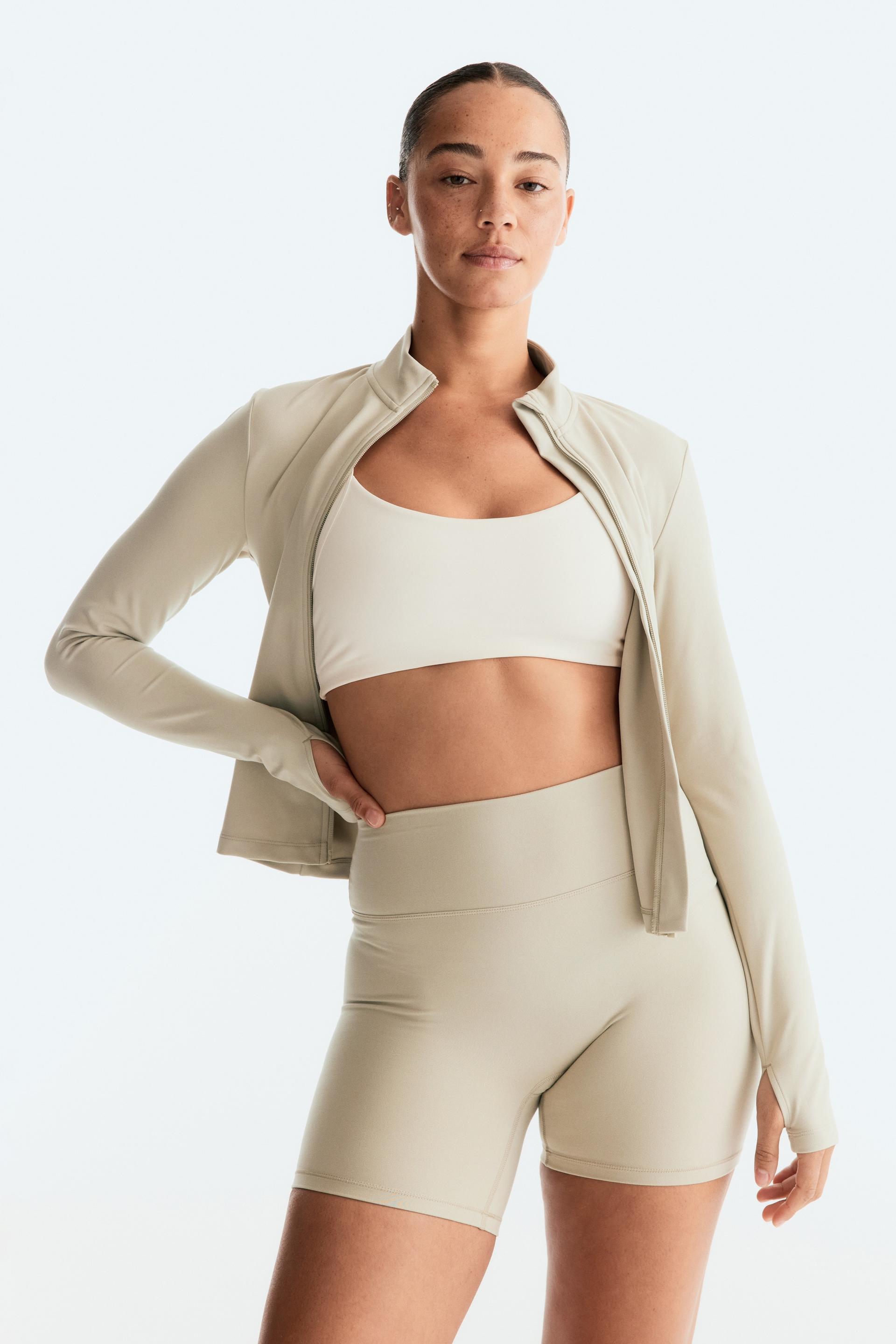 activewear jacket with softmove™