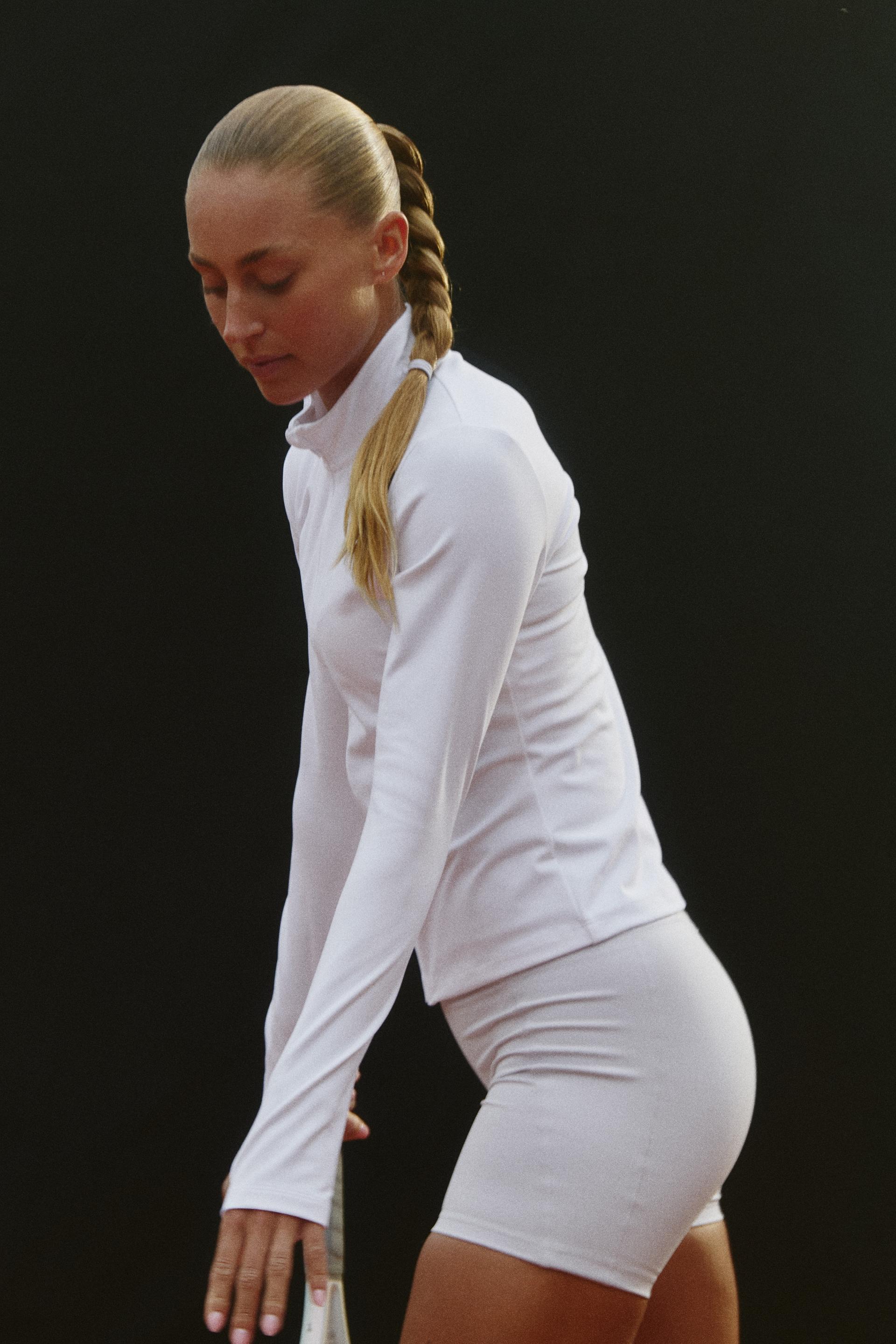 activewear jacket with softmove™