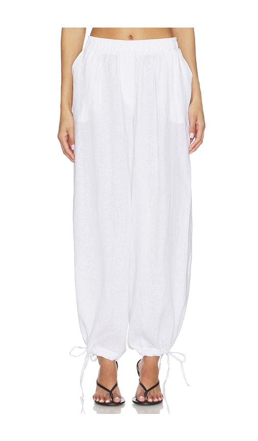 aexae linen balloon pant in white.