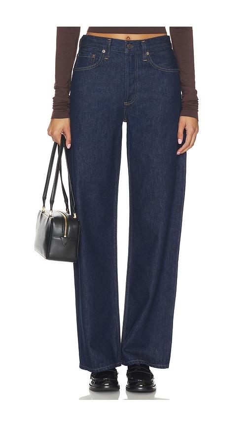agolde arc loose wide jeans in blue.