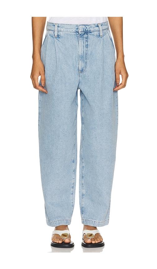 agolde becker wide leg jeans in denim-light.