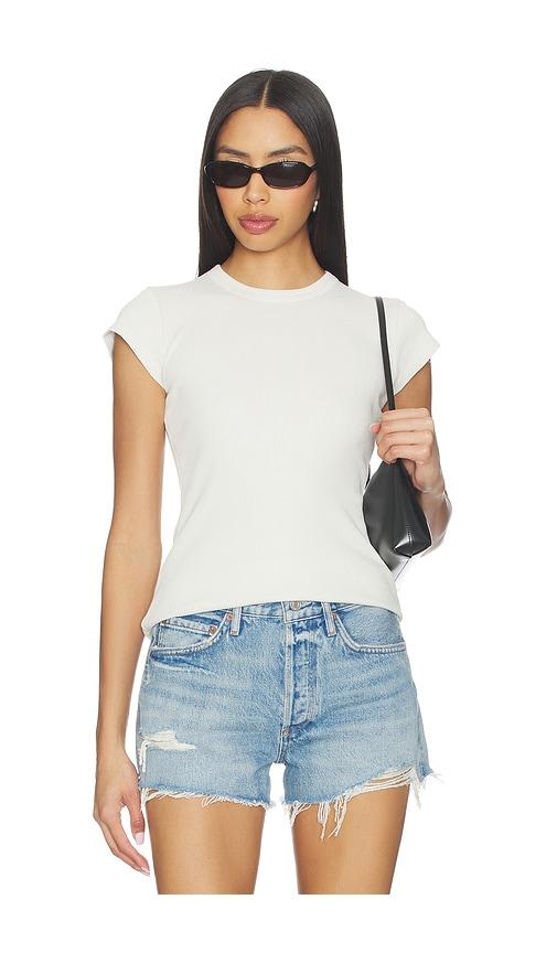 agolde edison tee shirt in cream.