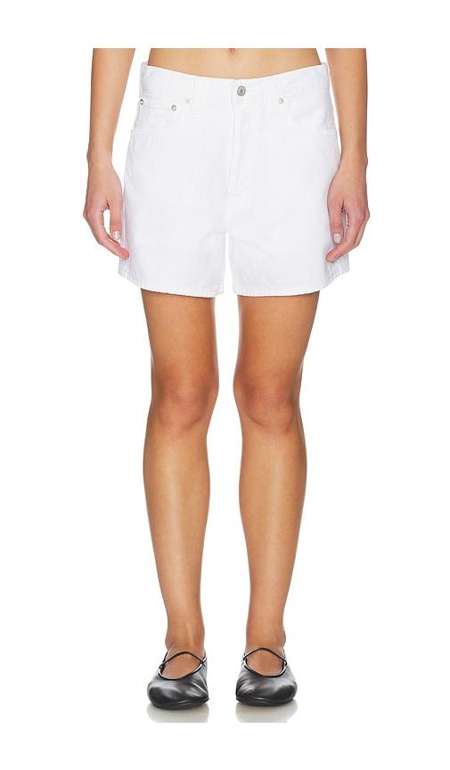 agolde leith oversized shorts in white.