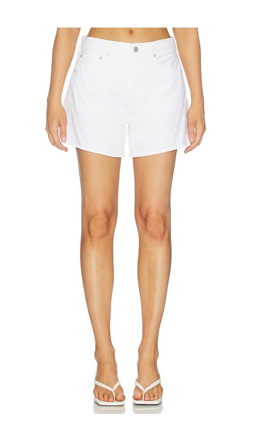 agolde long parker shorts in white.
