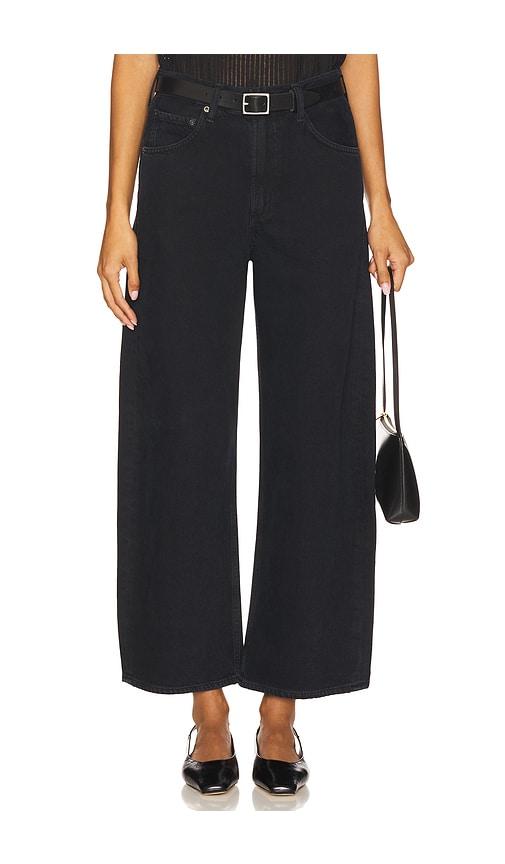 agolde low curve crop jeans in black.