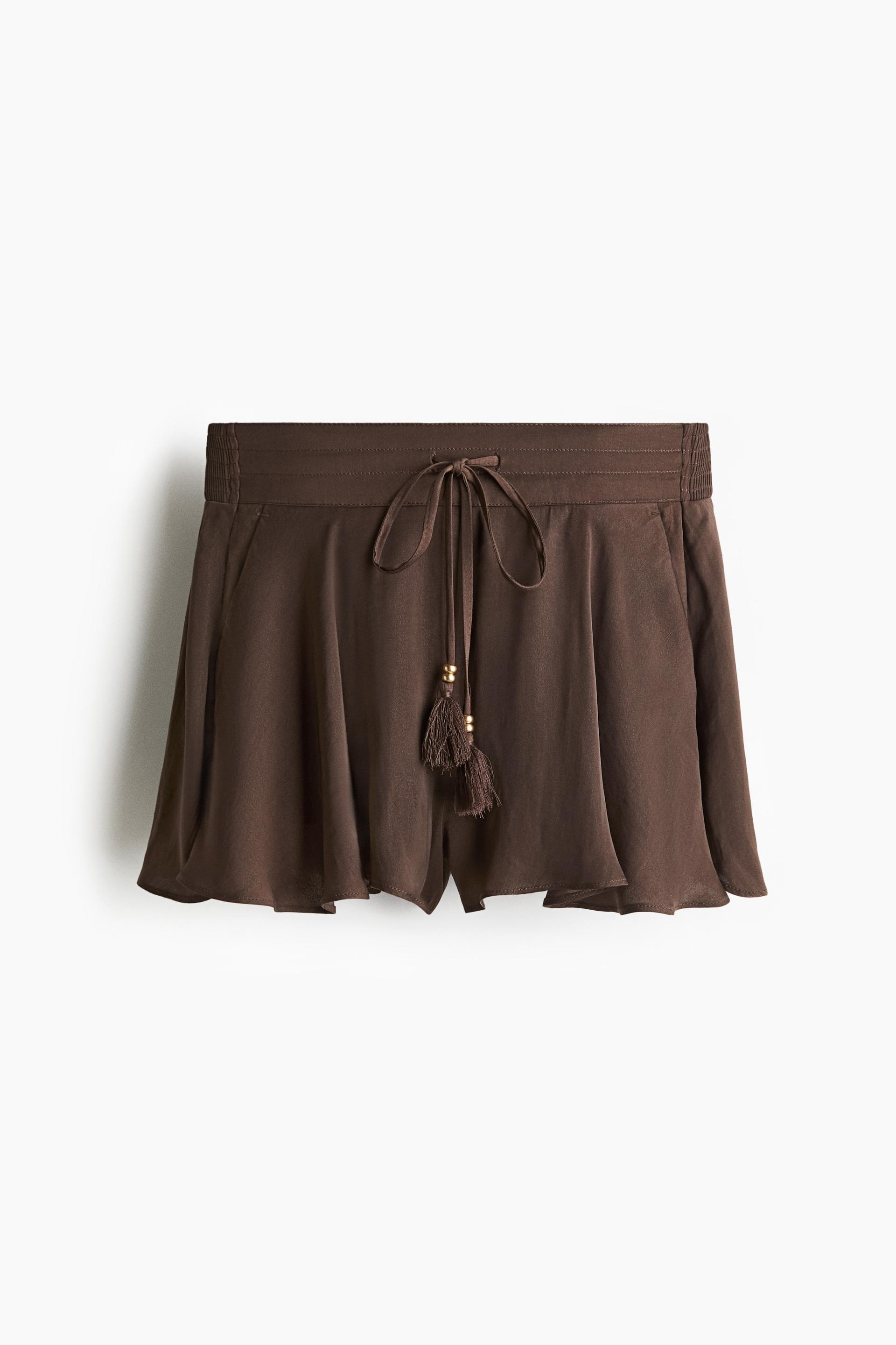 airy drawstring shorts