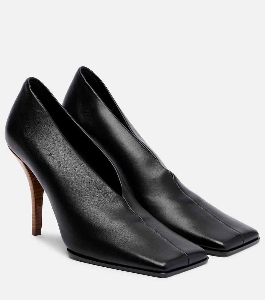 alaïa 90 leather pumps