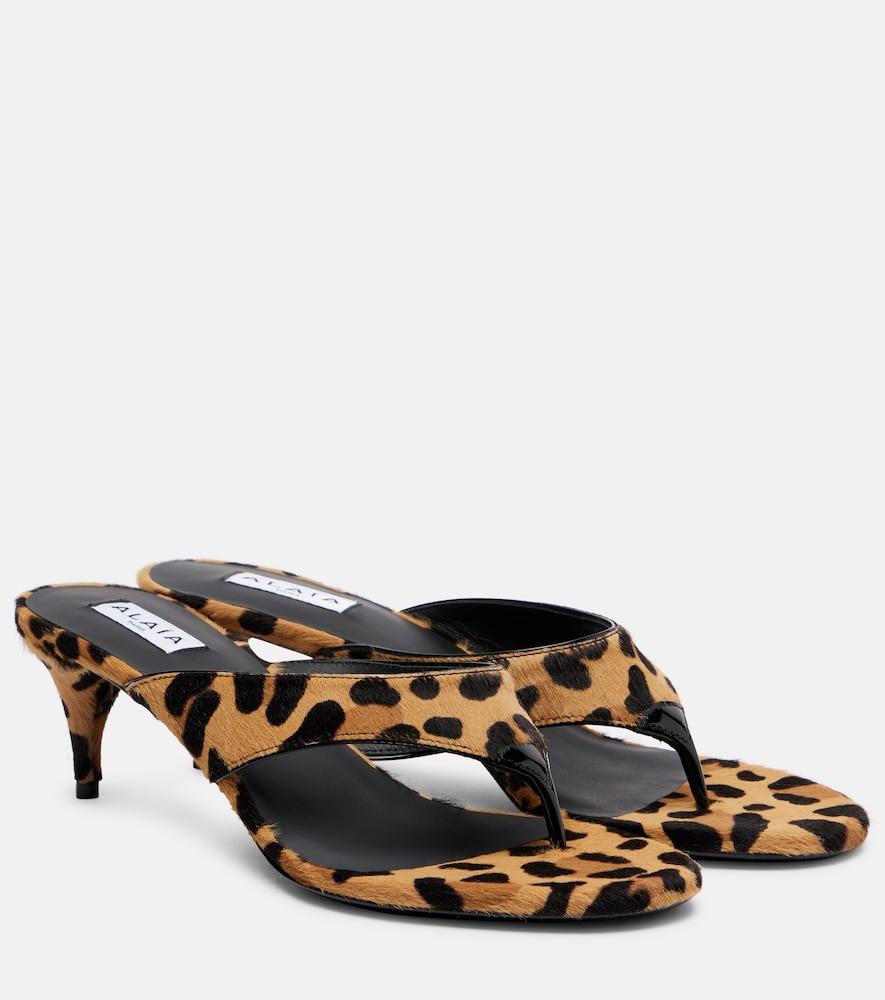 alaïa infradito 55 calf hair thong sandals