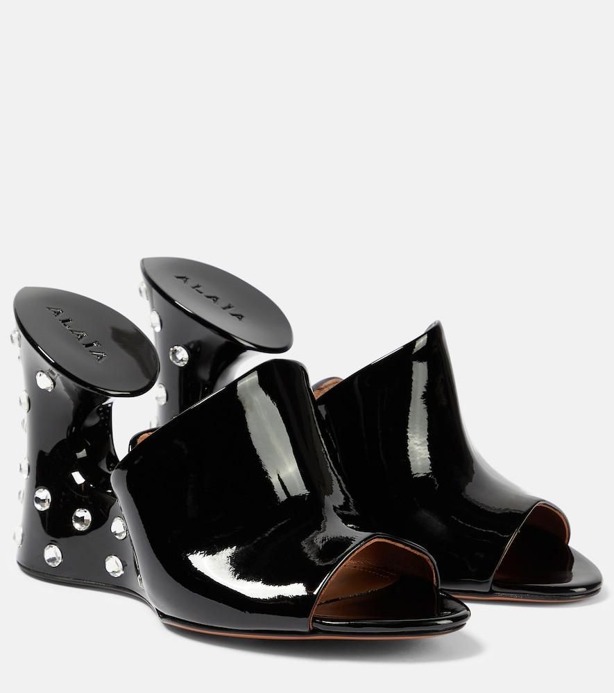 alaïa la sculpture embellished patent leather mules