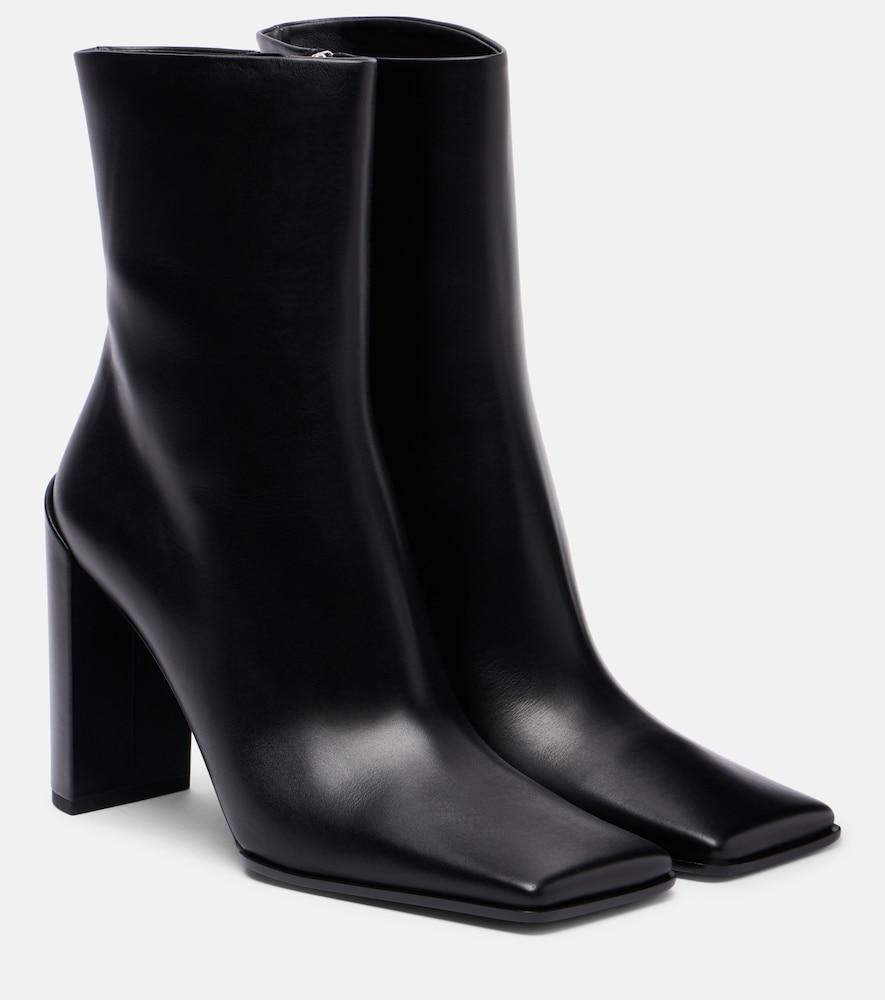 alaïa leather ankle boots