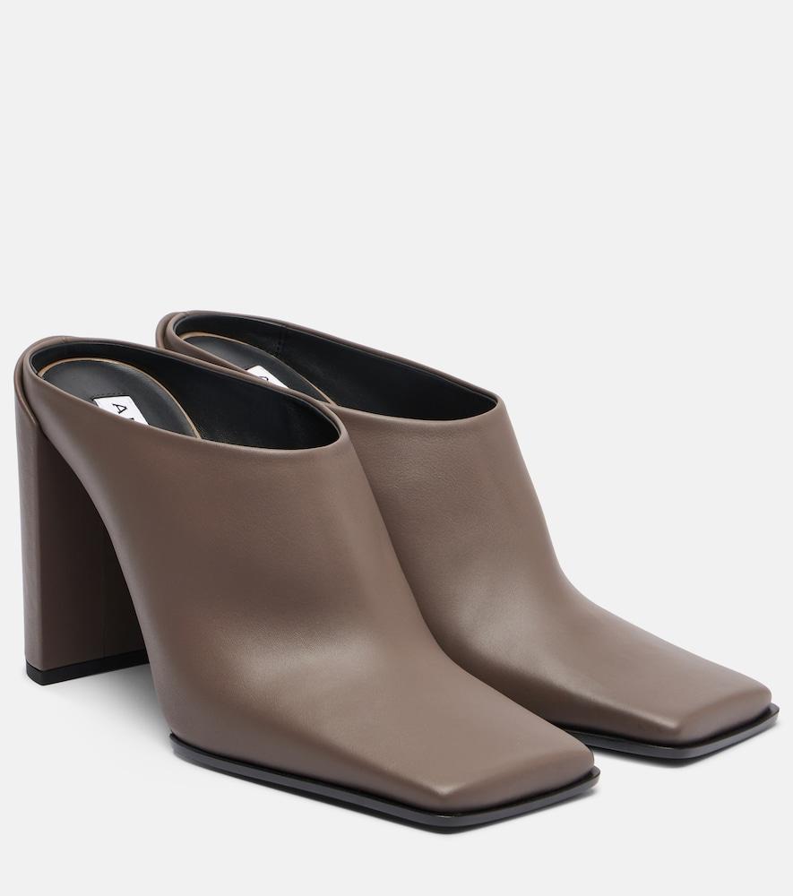 alaïa leather mules