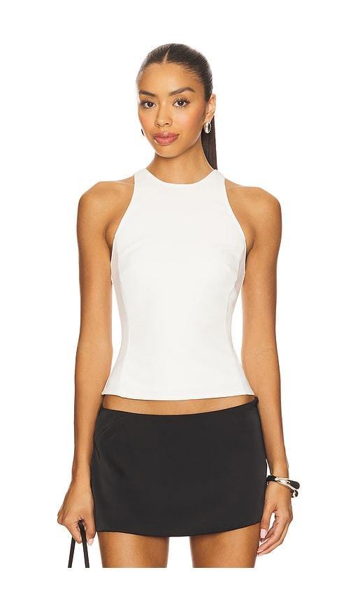 all the ways rania top in white.