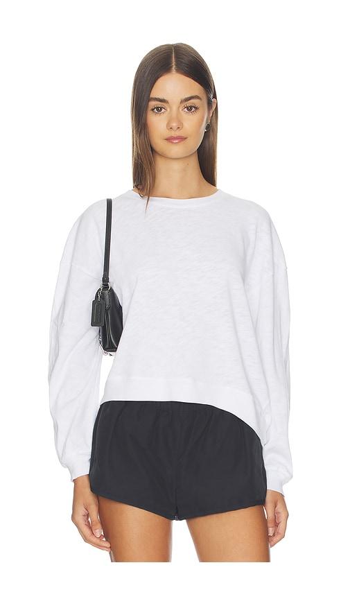 american vintage cropped sweater in white.