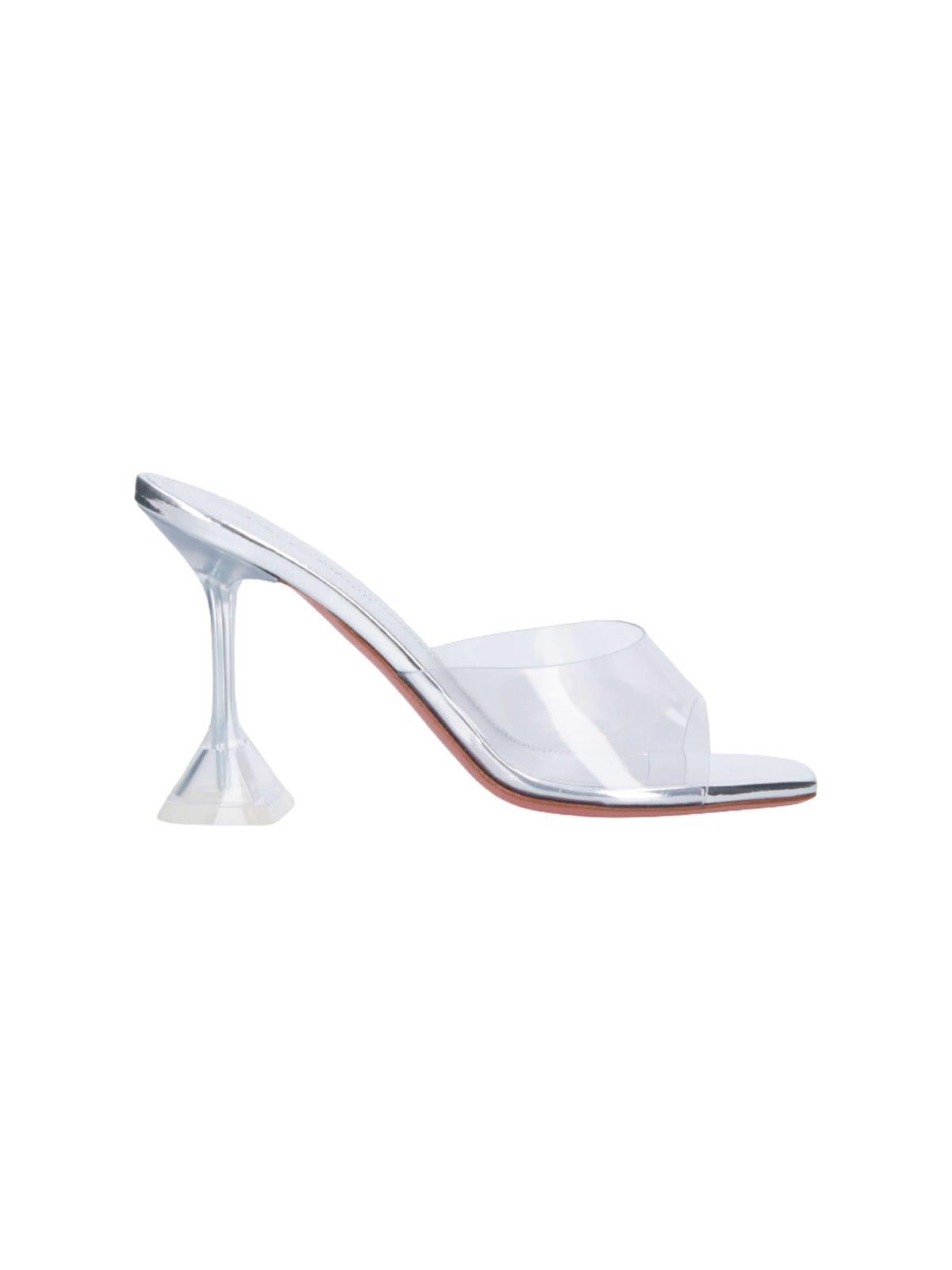 amina muaddi mules lupita