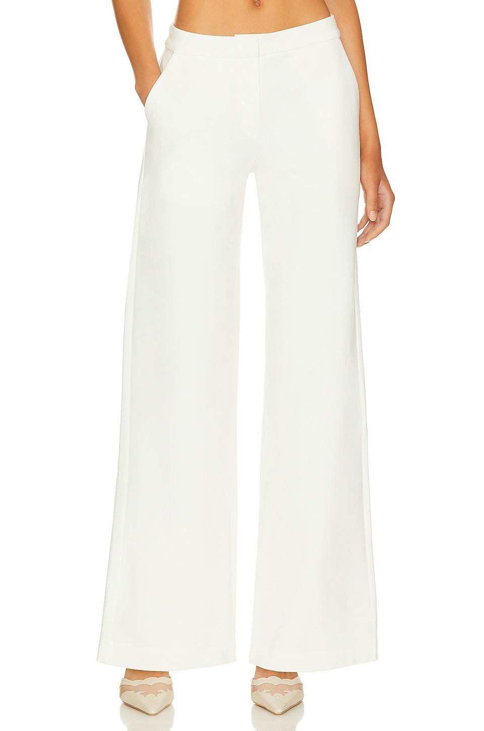 anika pant