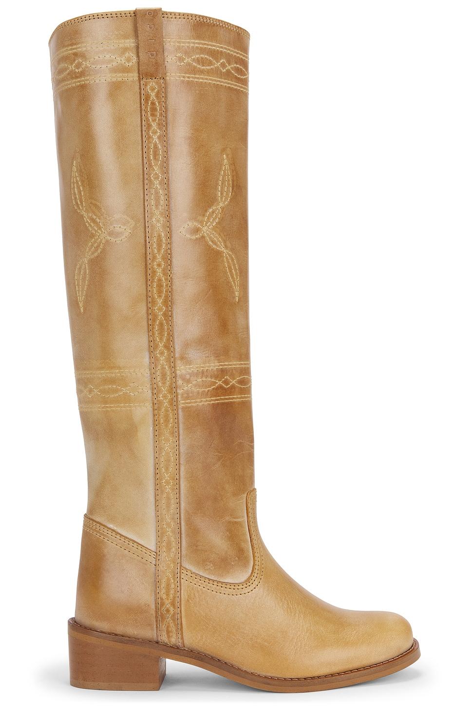 ann gaucho with western stitching boot