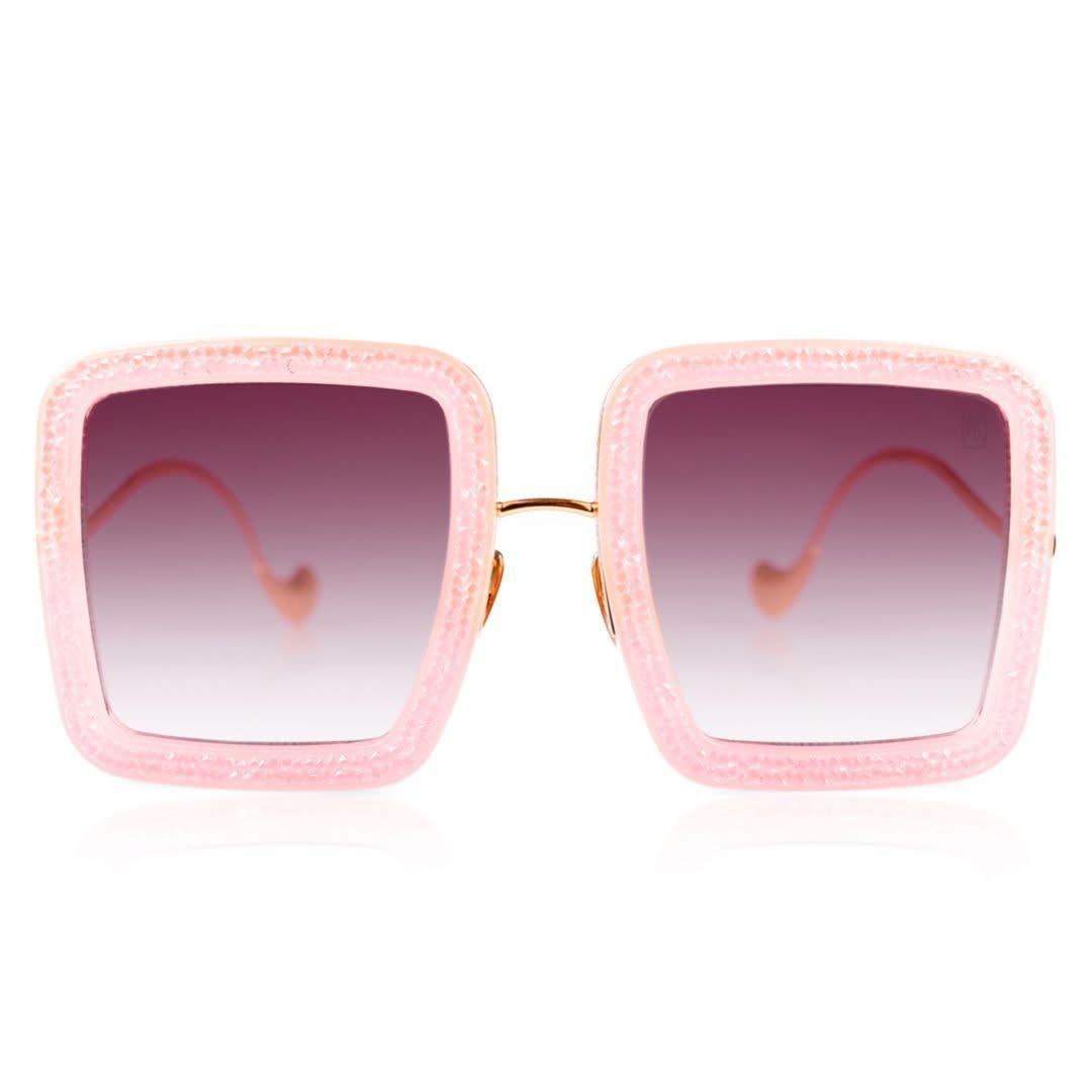 anna-karin karlsson beaming skypink