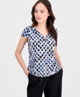 anne klein essentials petite printed keyhole cap sleeve top