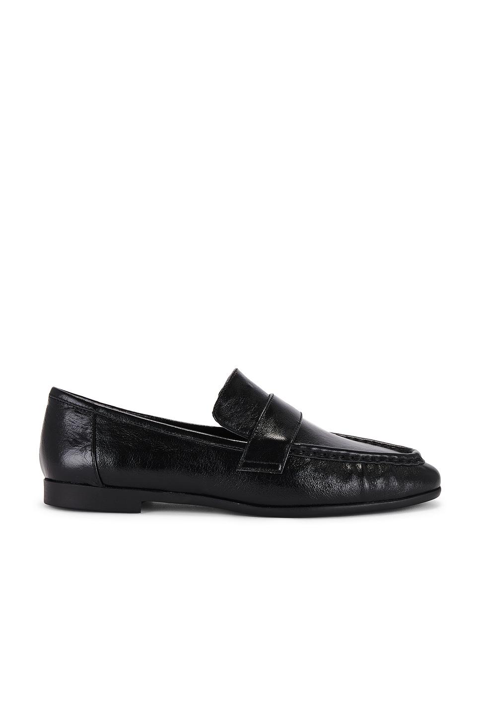 arrow loafer