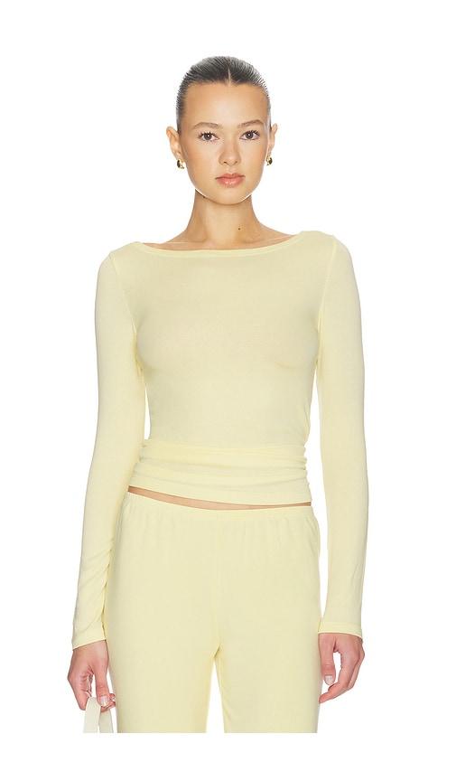 artless lane boatneck top in lemon.