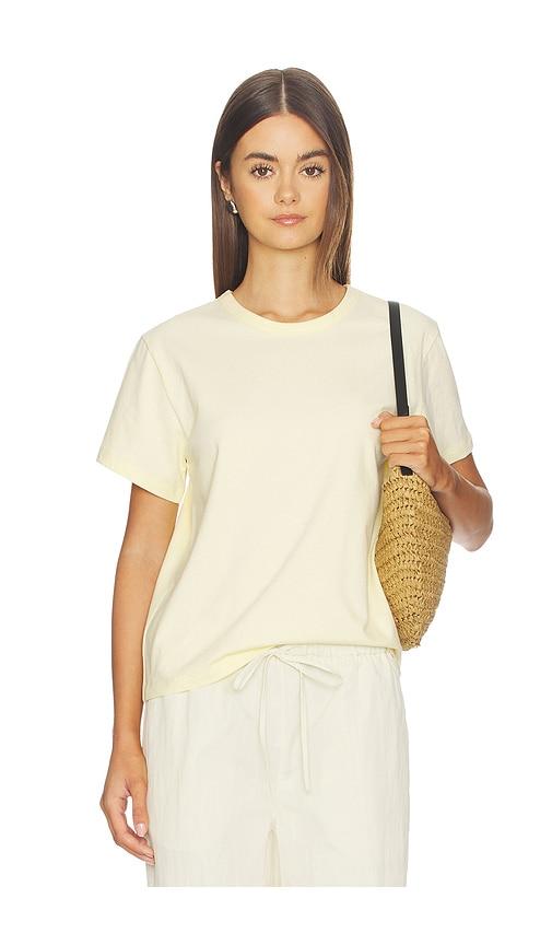 artless reese tee in lemon.