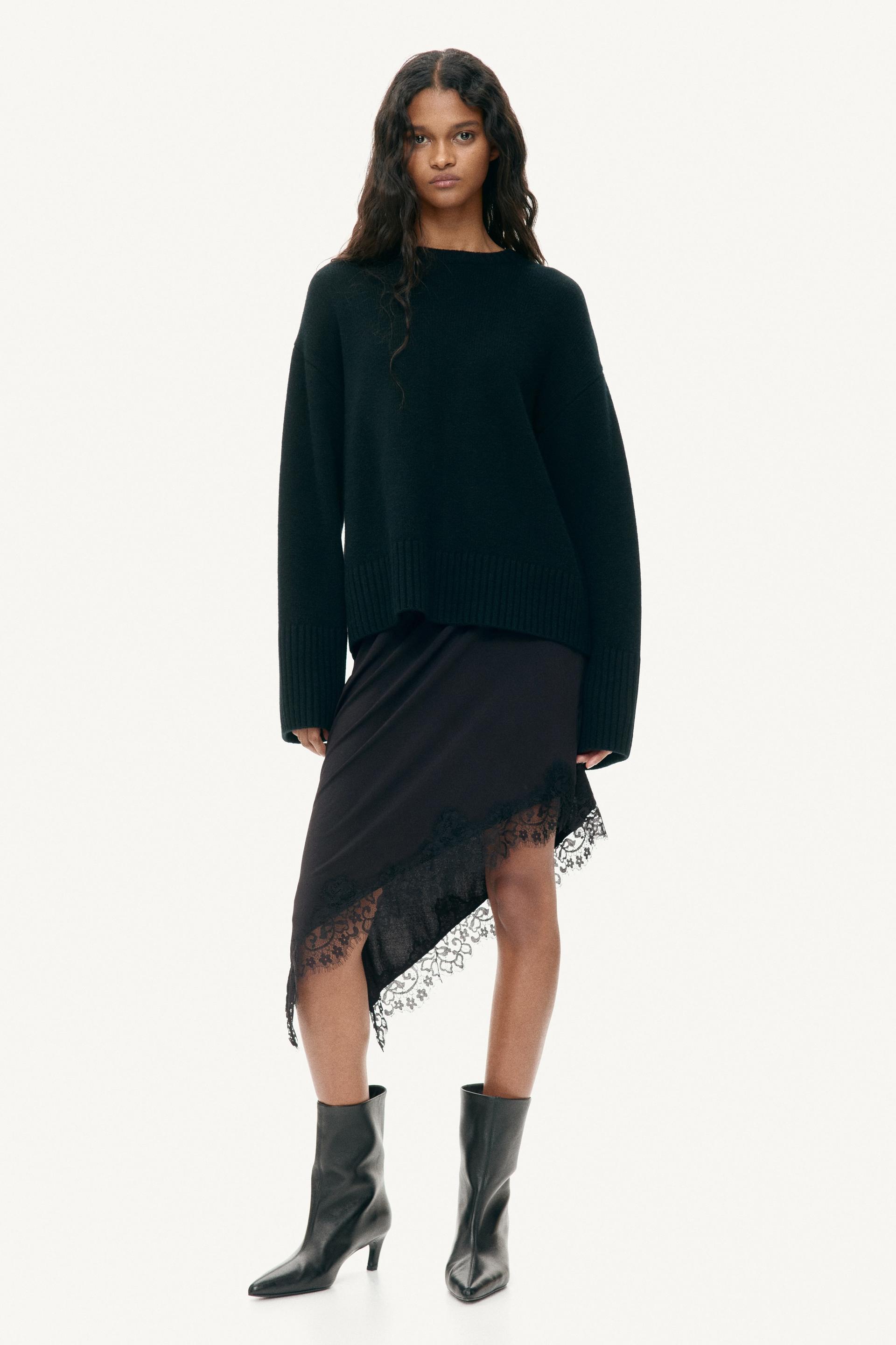 asymmetric lace-trimmed skirt