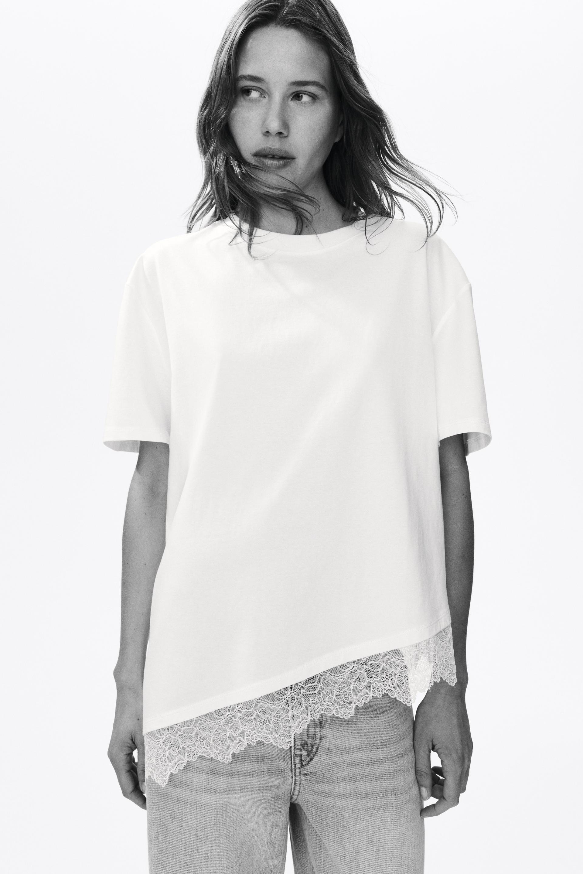 asymmetric lace-trimmed t-shirt