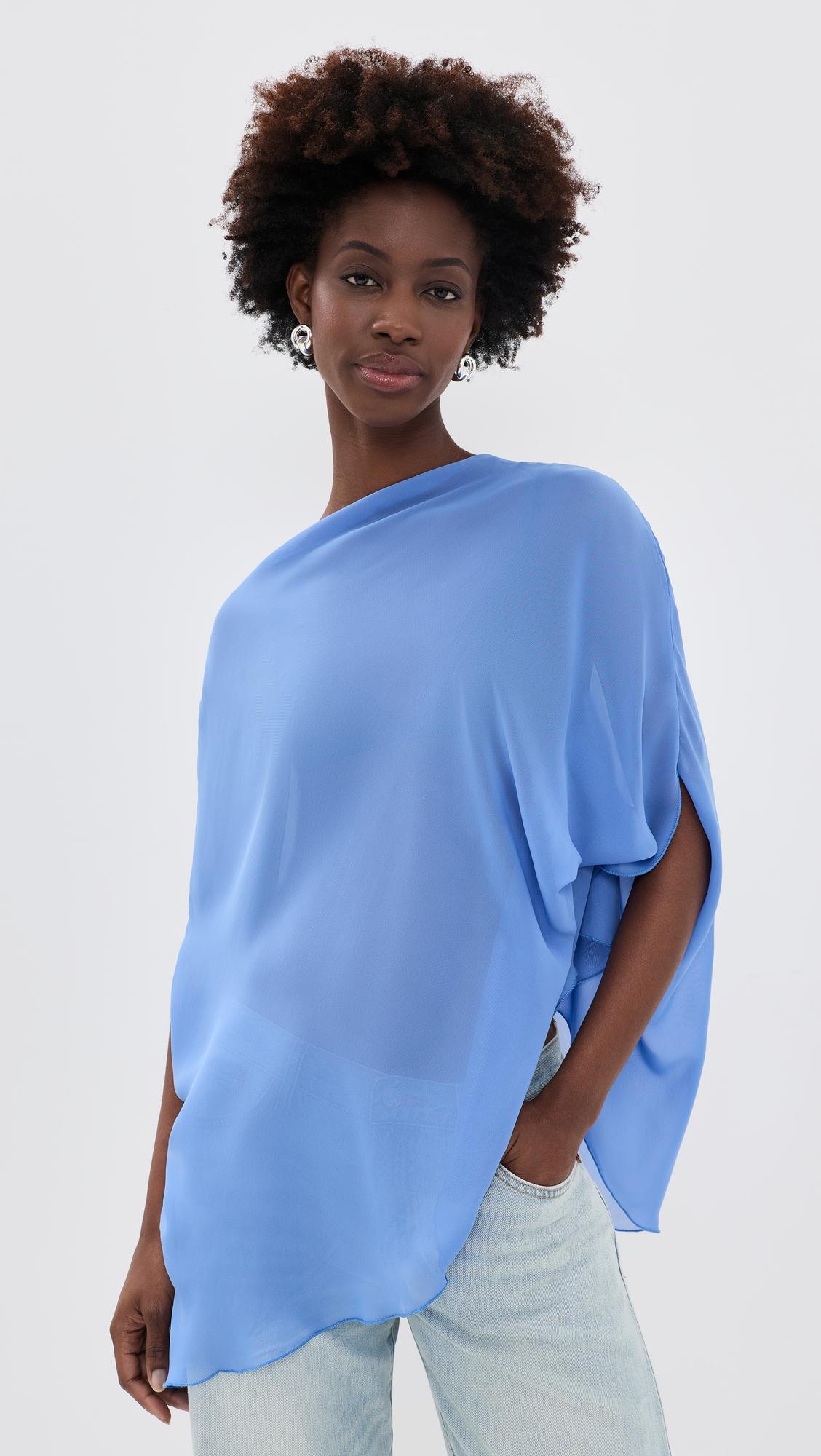 aura poncho