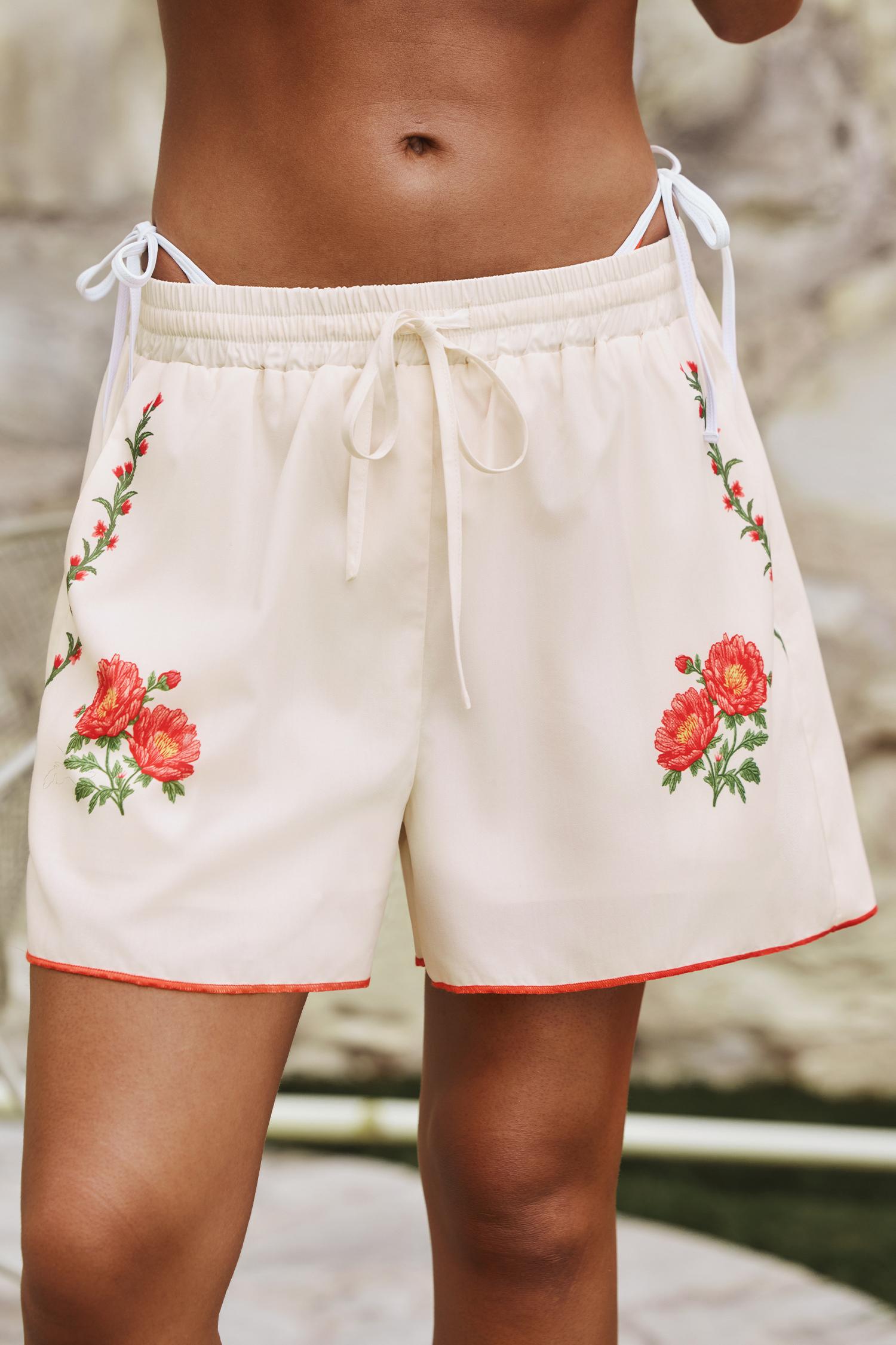 austin playlist floral shorts - l