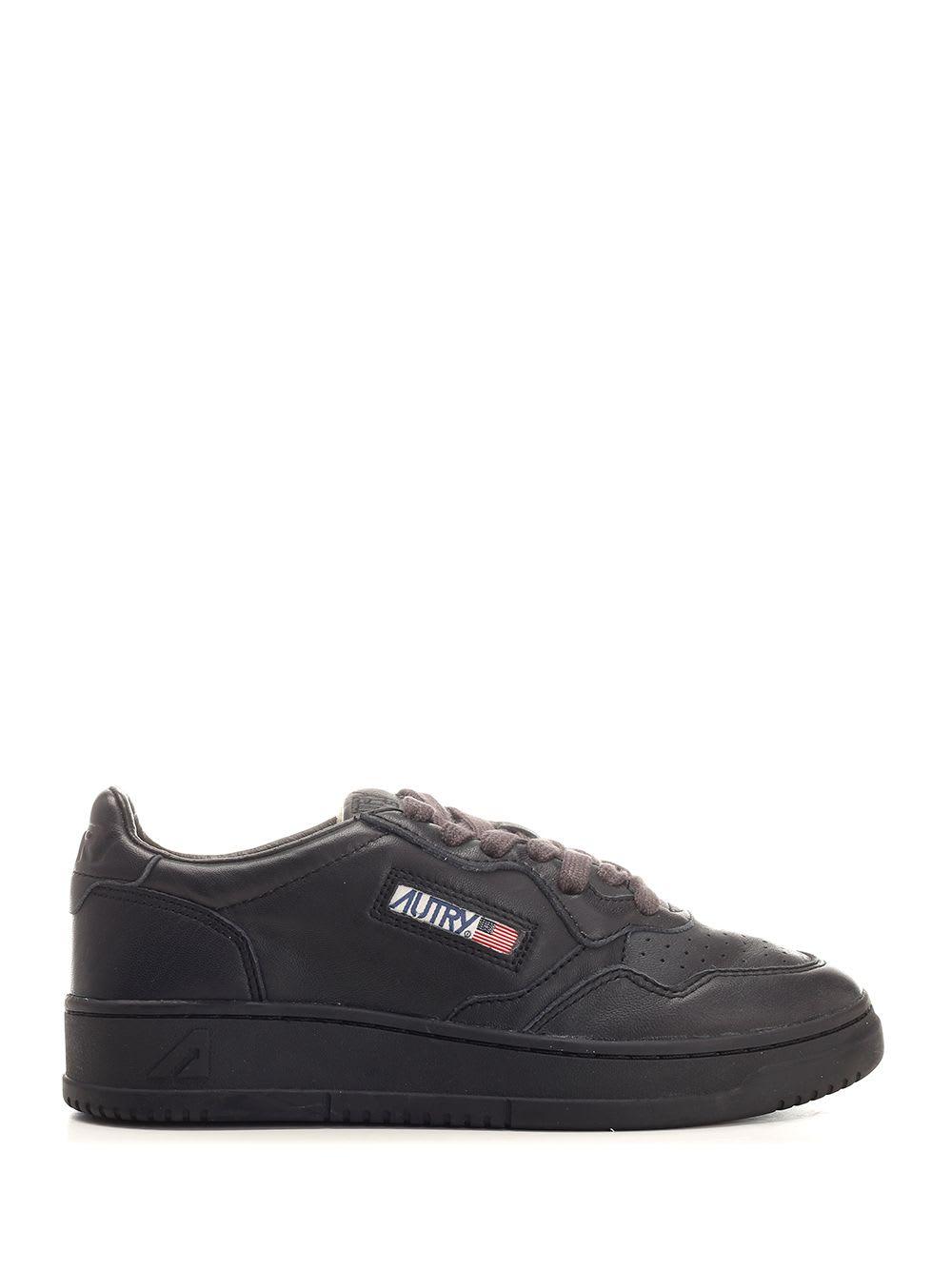 autry black medalist low sneakers