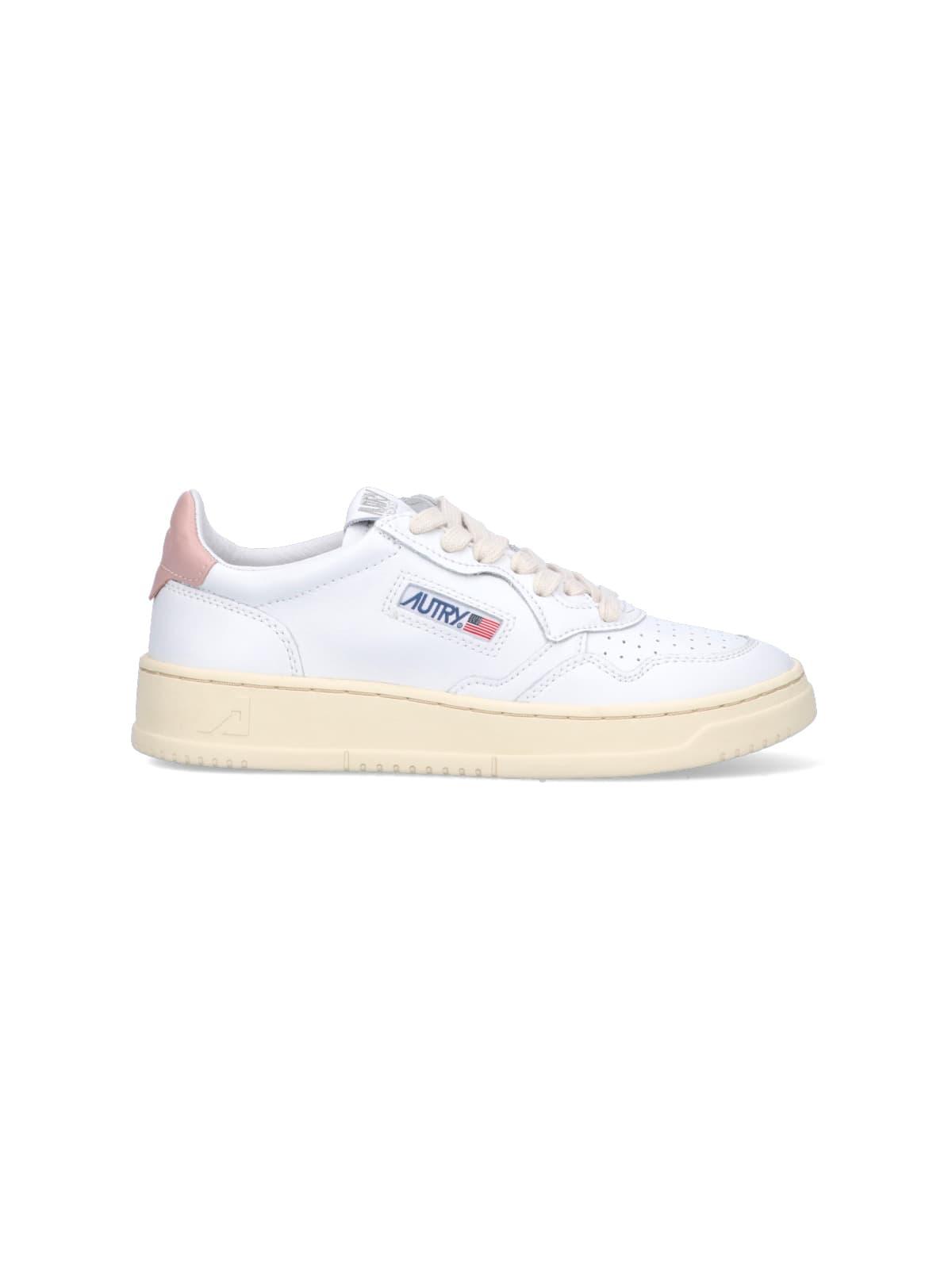 autry medalist low sneakers