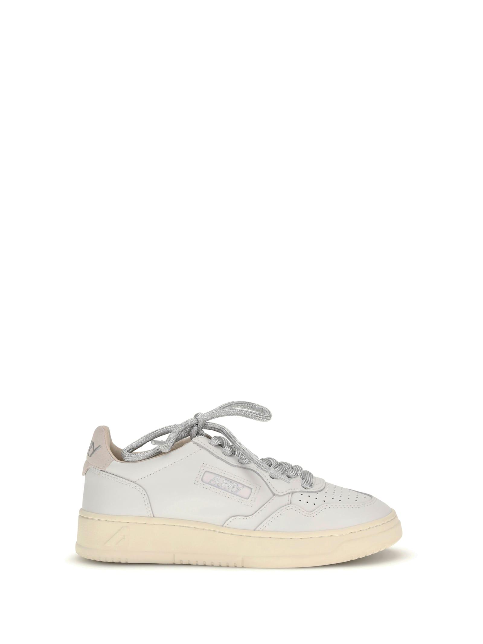 autry medalist low sneakers