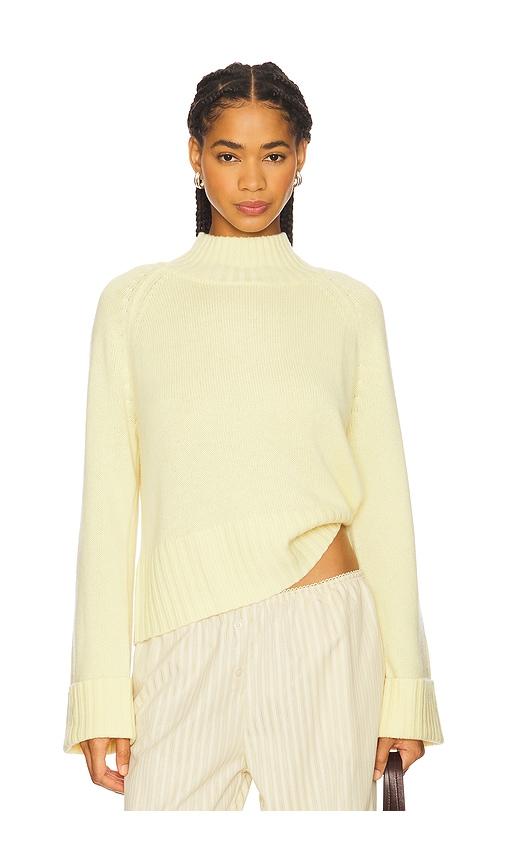 autumn cashmere 6-ply cuffed solid boxy mock neck top in yellow.