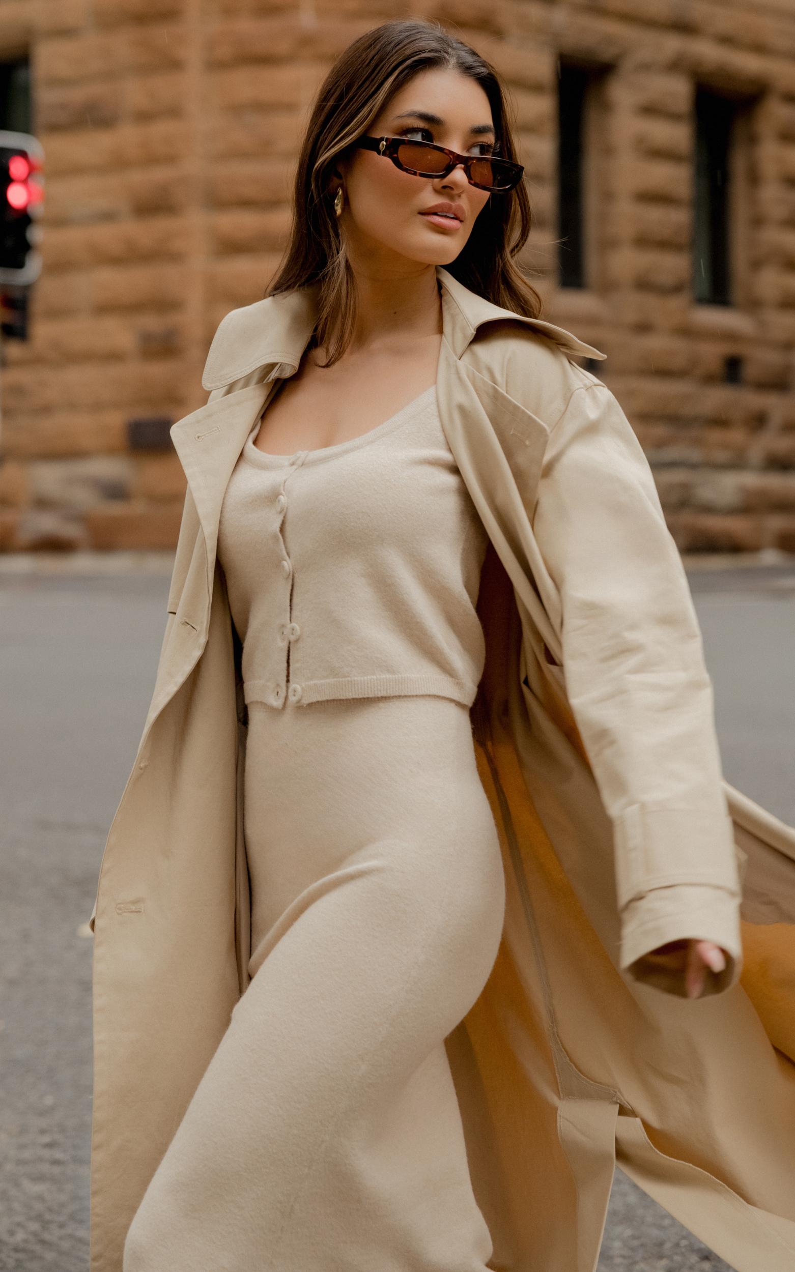 avah trench coat - double breasted tie waist coat in camel
